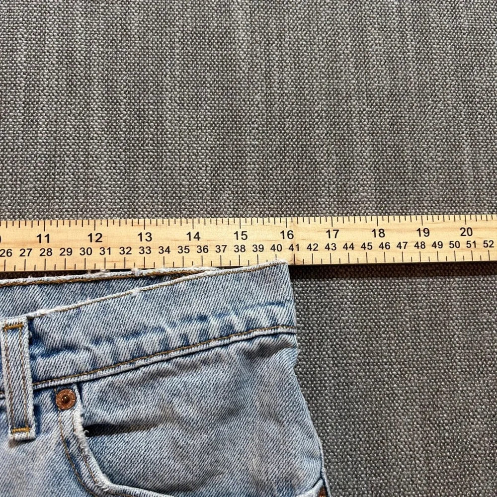 VTG Levi's 550 Jeans Mens 33x30 (Fits 32x30) Relaxed Tapered Denim USA Made 1996
